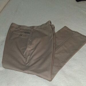 Haggar Tan Chinos Classic Khaki Style